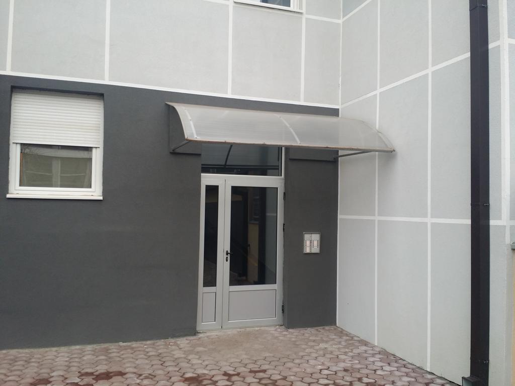 Apartment Jelena Zrenjanin Exteriör bild
